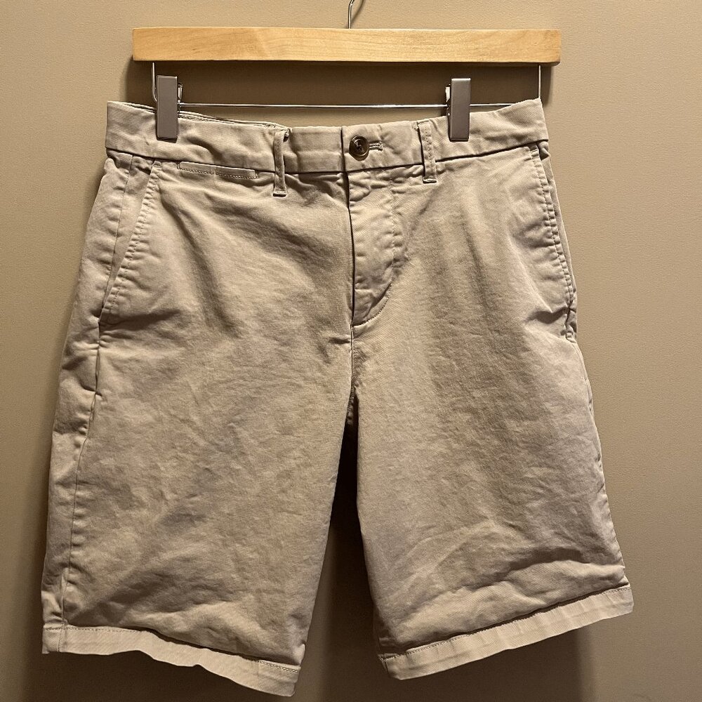 GAP Light Tan Khaki Shorts 29'' Waist